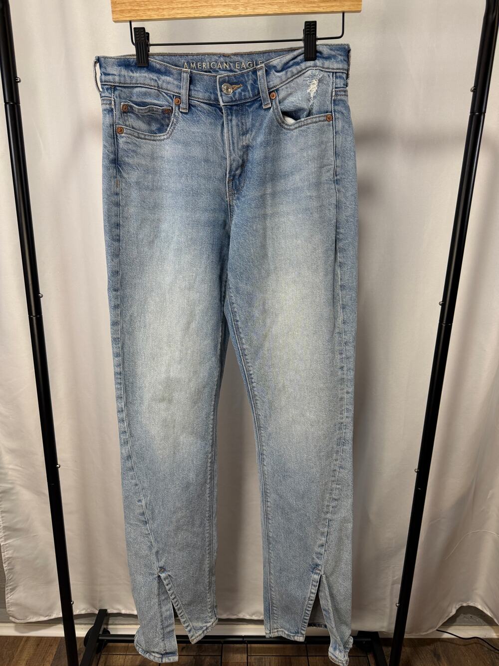 American Eagle Women’s Size 4 Stretch Light Wash Split Hem Jeans